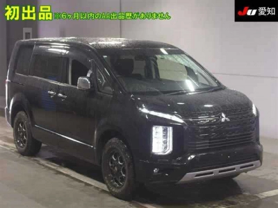 MITSUBISHI DELICA D:5