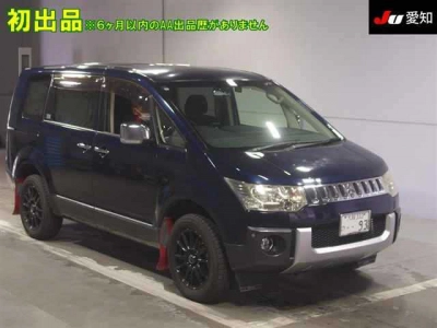 MITSUBISHI DELICA D:5