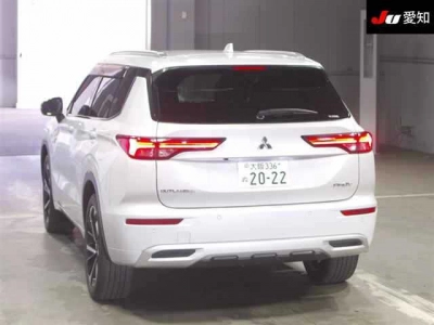 MITSUBISHI OUTLANDER PHEV