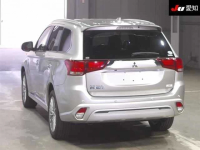 MITSUBISHI OUTLANDER PHEV