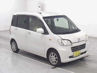 DAIHATSU TANTO EXE