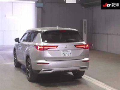 MITSUBISHI OUTLANDER PHEV