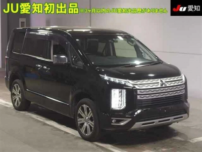 MITSUBISHI DELICA D:5
