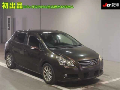 TOYOTA BLADE