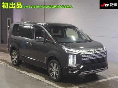MITSUBISHI DELICA D:5