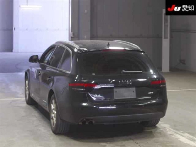 AUDI A4 AVANTE
