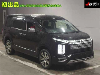 MITSUBISHI DELICA D:5