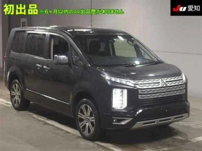 MITSUBISHI DELICA D:5