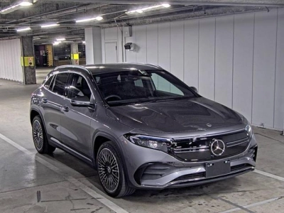 MERCEDES BENZ EQA