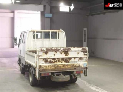 MITSUBISHI CANTER