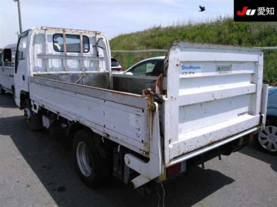 ISUZU TRUCK