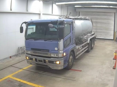 MITSUBISHI FUSO