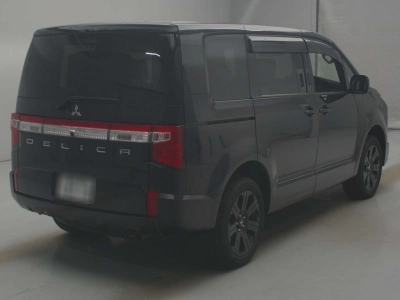 MITSUBISHI DELICA D:5