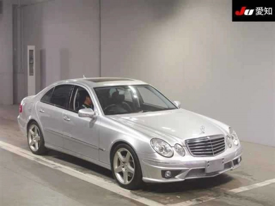 MERCEDES BENZ E CLASS