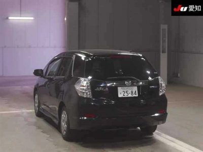 HONDA FIT SHUTTLE