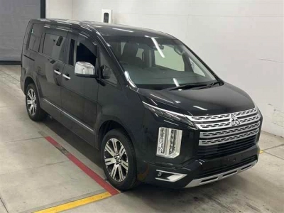 MITSUBISHI DELICA D:5