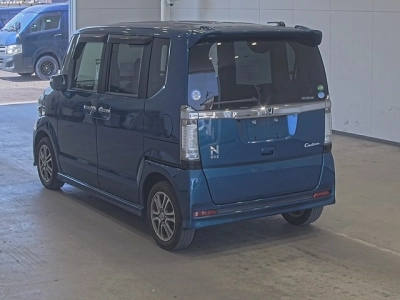 HONDA N BOX CUSTOM