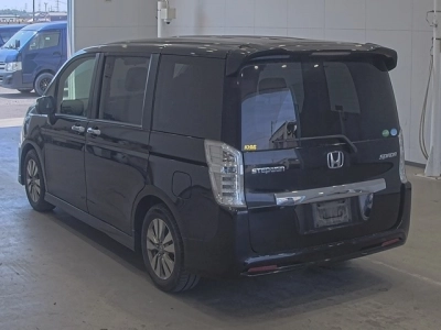 HONDA STEPWGN SPADA