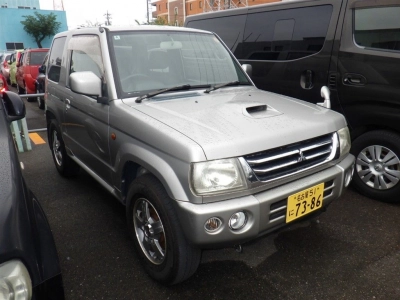 MITSUBISHI PAJERO MINI
