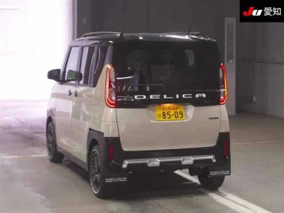 MITSUBISHI DELICA MINI