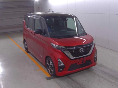 NISSAN ROOX