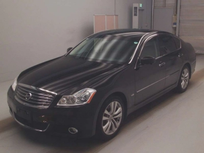NISSAN FUGA