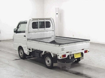 NISSAN NT100 CLIPPER