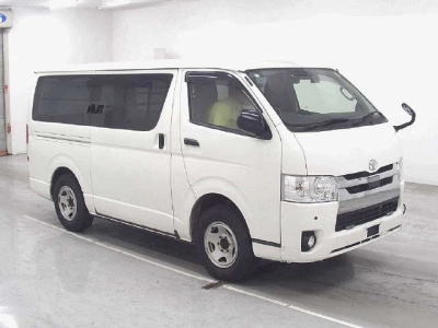 MAZDA BONGO BRAWNY VAN
