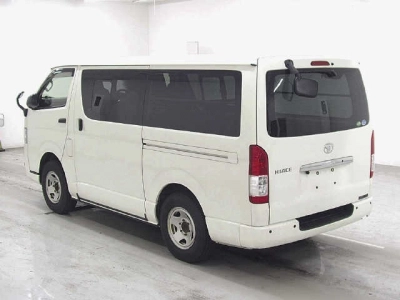 MAZDA BONGO BRAWNY VAN