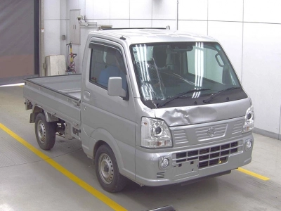 NISSAN NT100 CLIPPER