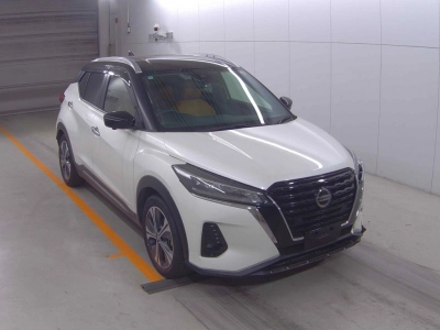 NISSAN KICKS