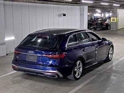 AUDI A4 AVANTE