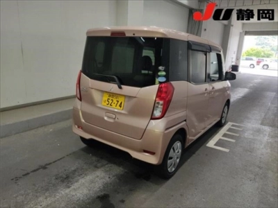 MITSUBISHI EK SPACE