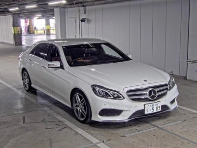 MERCEDES BENZ E CLASS
