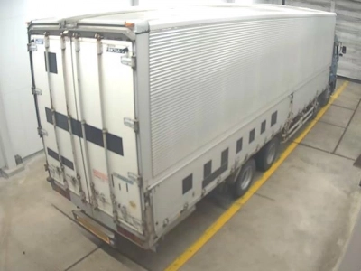 NISSAN UD