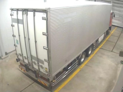 MITSUBISHI FUSO