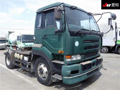 NISSAN UD