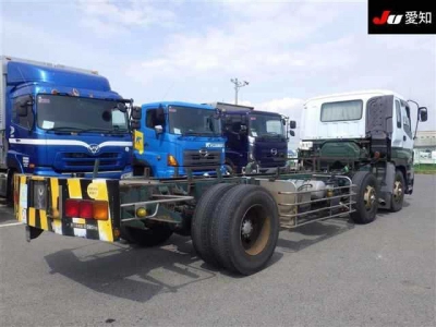 ISUZU GIGA