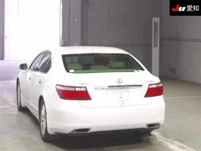 LEXUS LS