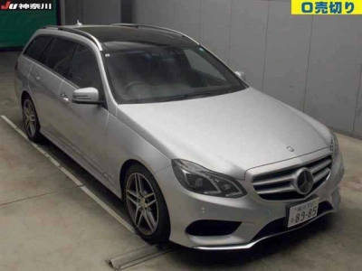 MERCEDES BENZ E CLASS