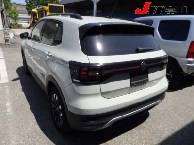 VOLKSWAGEN T-CROSS