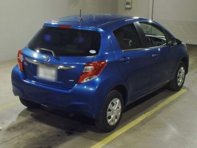 TOYOTA VITZ