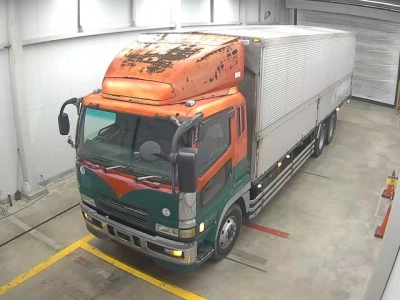 MITSUBISHI FUSO