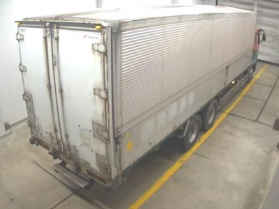 MITSUBISHI FUSO
