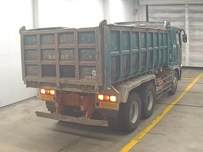 MITSUBISHI FUSO