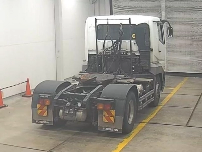 MITSUBISHI FUSO