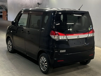 MITSUBISHI DELICA D:2