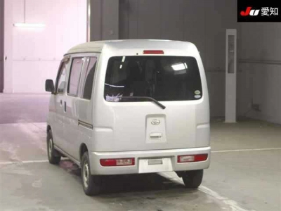 DAIHATSU HIJET VAN