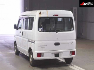 MITSUBISHI MINICAB