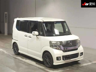 HONDA N BOX CUSTOM
